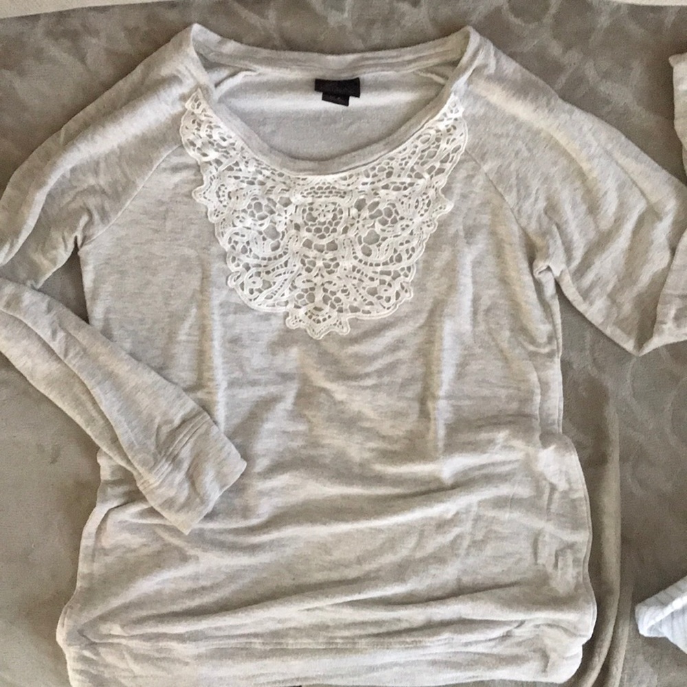 Maternity top size small